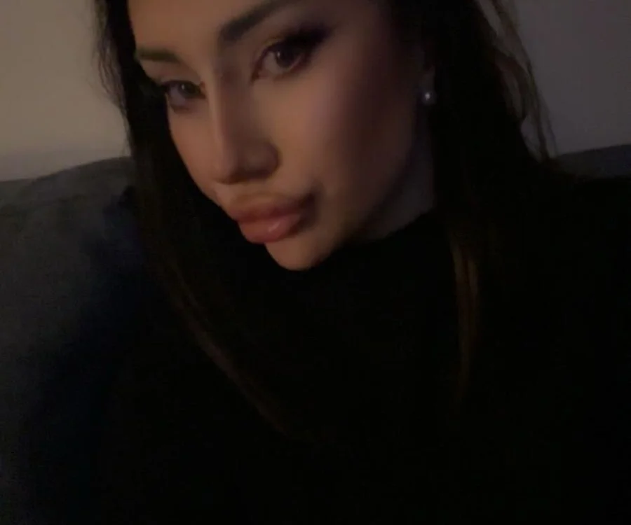 LissyDevil's Offline Chat Room