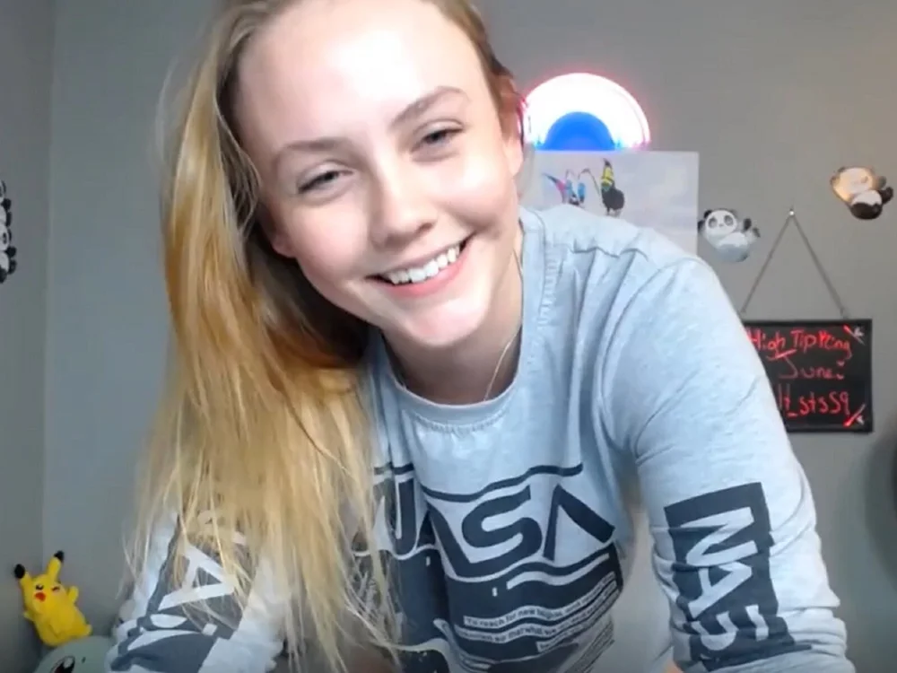 kristinamarie0's Offline XXX Chat