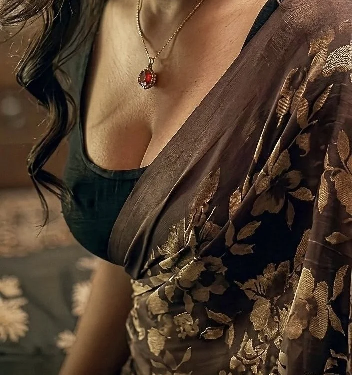 honeyflowerr cam model