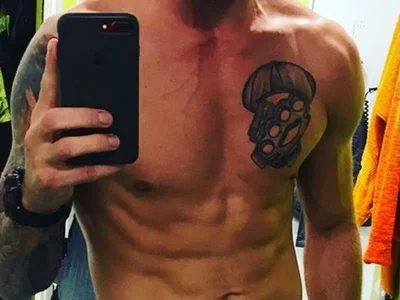 Domssecretom profile