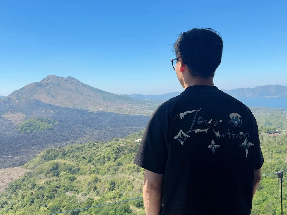 HenryT444 Chat XXX Ngoại tuyến