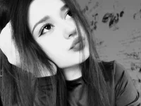 NewGenBaby Adlı Modelin Canlı XXX Sohbeti