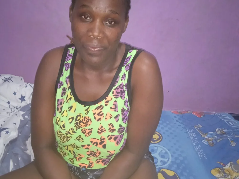 sweetelle09: офлайн-секс-чат