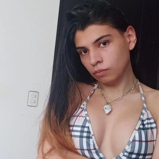 Offline chatovací místnost Minixha