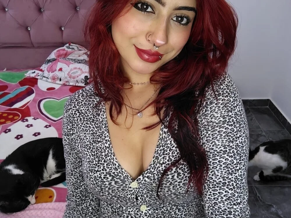 Sarah_Lark-'s Offline XXX Chat