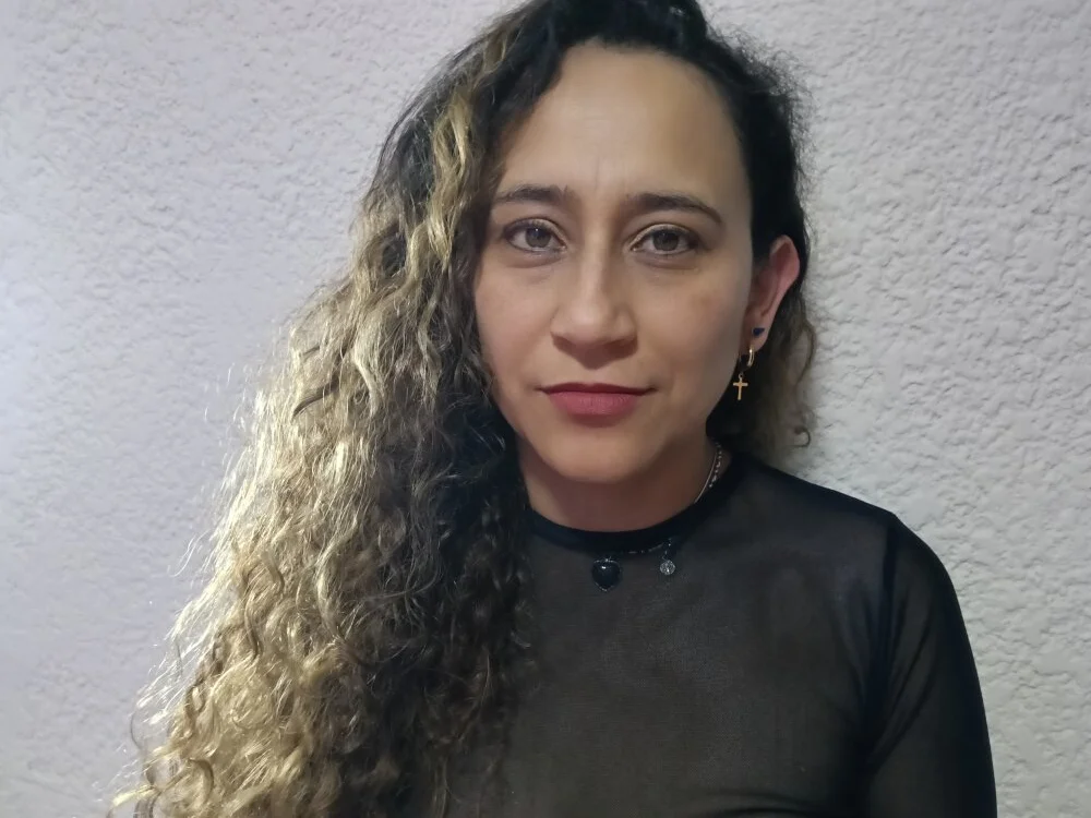 Dirty_girl_1's Offline XXX Chat