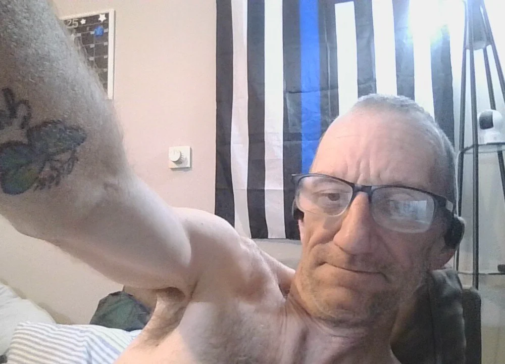 spinnerjeff offline XXX-chatje