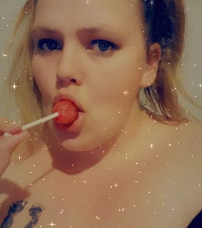 Offline chatovací místnost KissCandy33