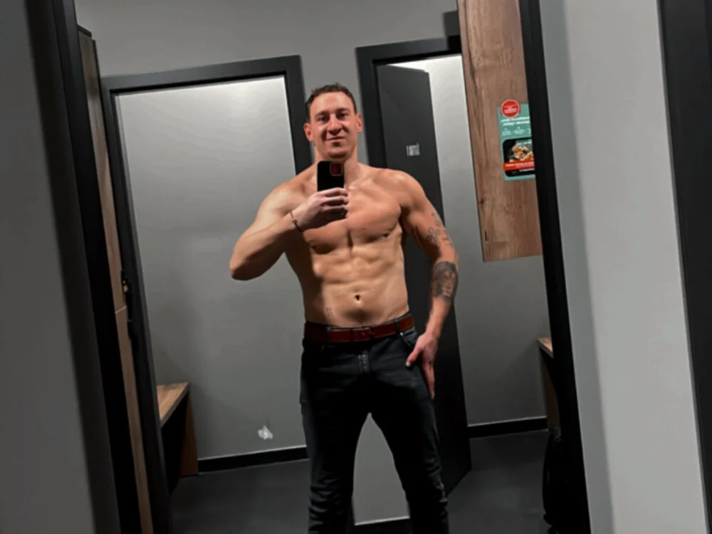 Sportalphaboy offline XXX-chatje