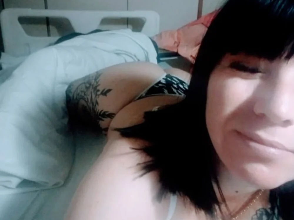 Amanda_luv offline XXX-chat