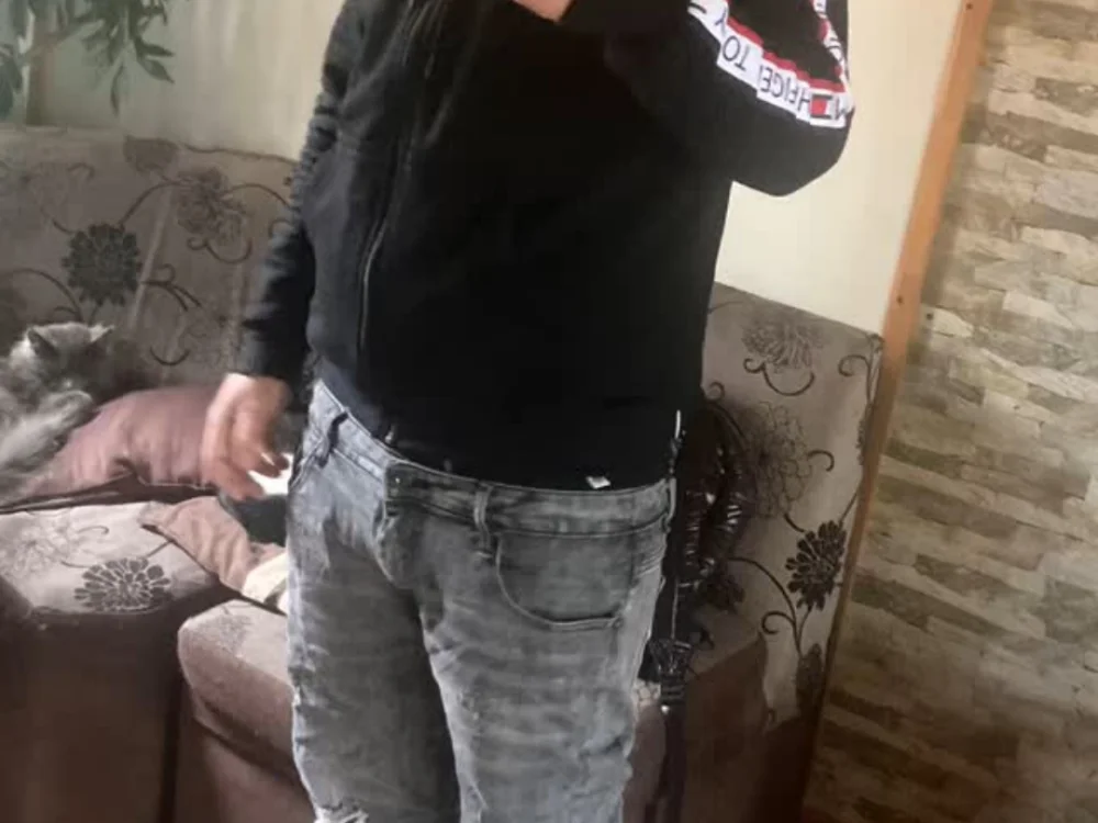 yvngLukas offline XXX-chat