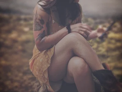 BecomingMNG - Girl 
