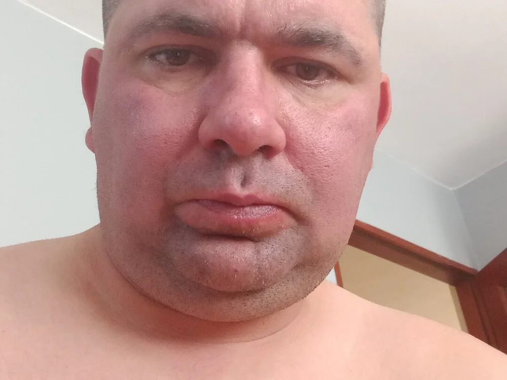 marek2355's Offline Chat Room