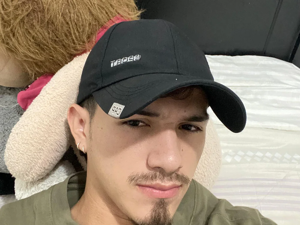 Offline chatovací místnost Luna_sander