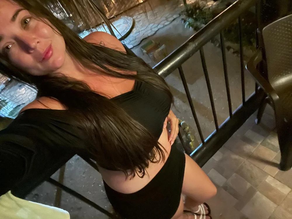 gia_taylor offline chatrum