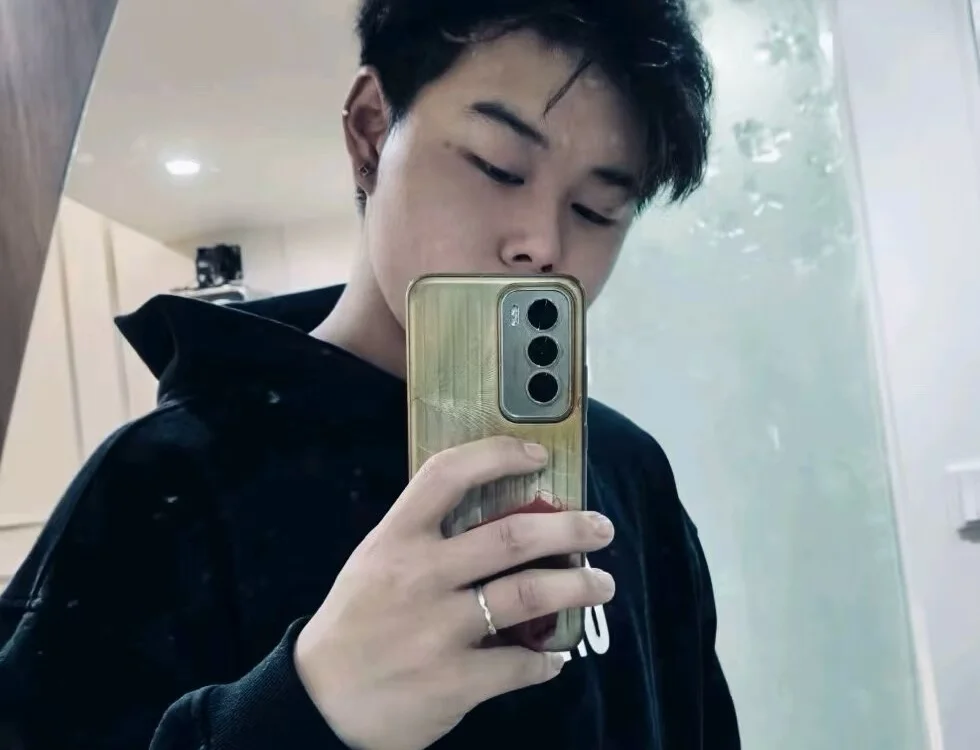 handsomeboy-002 离线XXX聊天