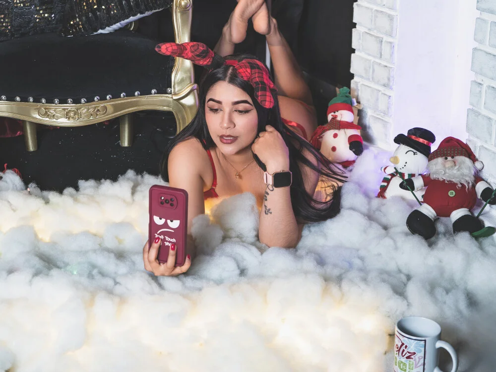 Emilyjhonson_01 离线XXX聊天