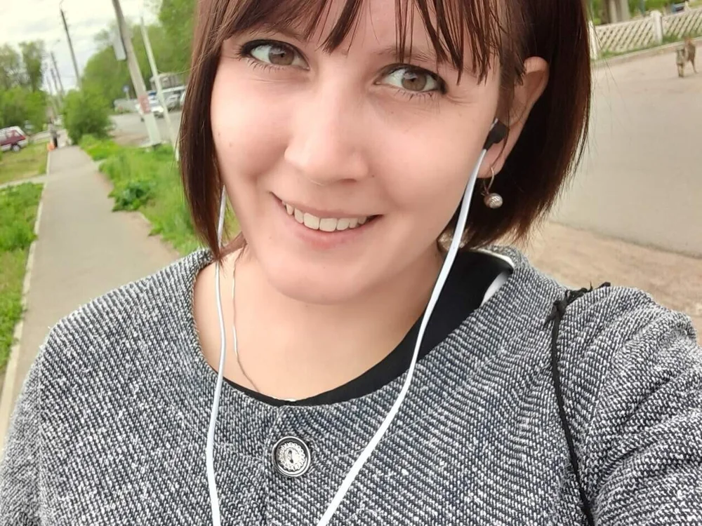 Molli_Dik's Offline Chat Room