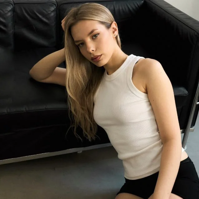 PlayFlirtyFiona offline XXX-chat