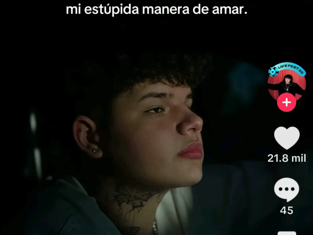 Kalvinclein13's Offline XXX Chat