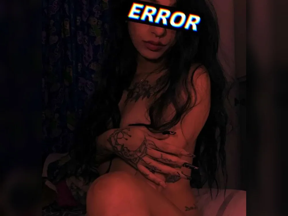 Offline XXX chat modela emily_rousxxx