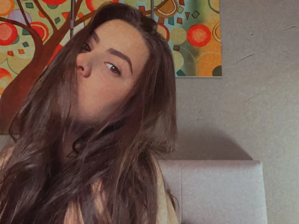 kristalina0506 离线XXX聊天