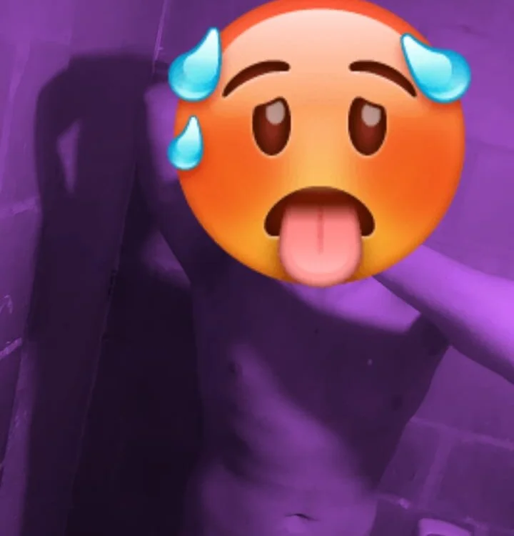 Rafa_mario's Offline Chat Room