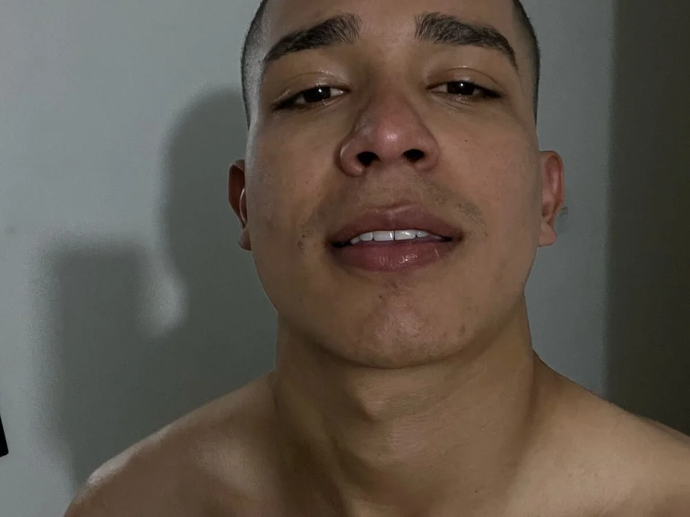 Diomar30's Offline Chat Room