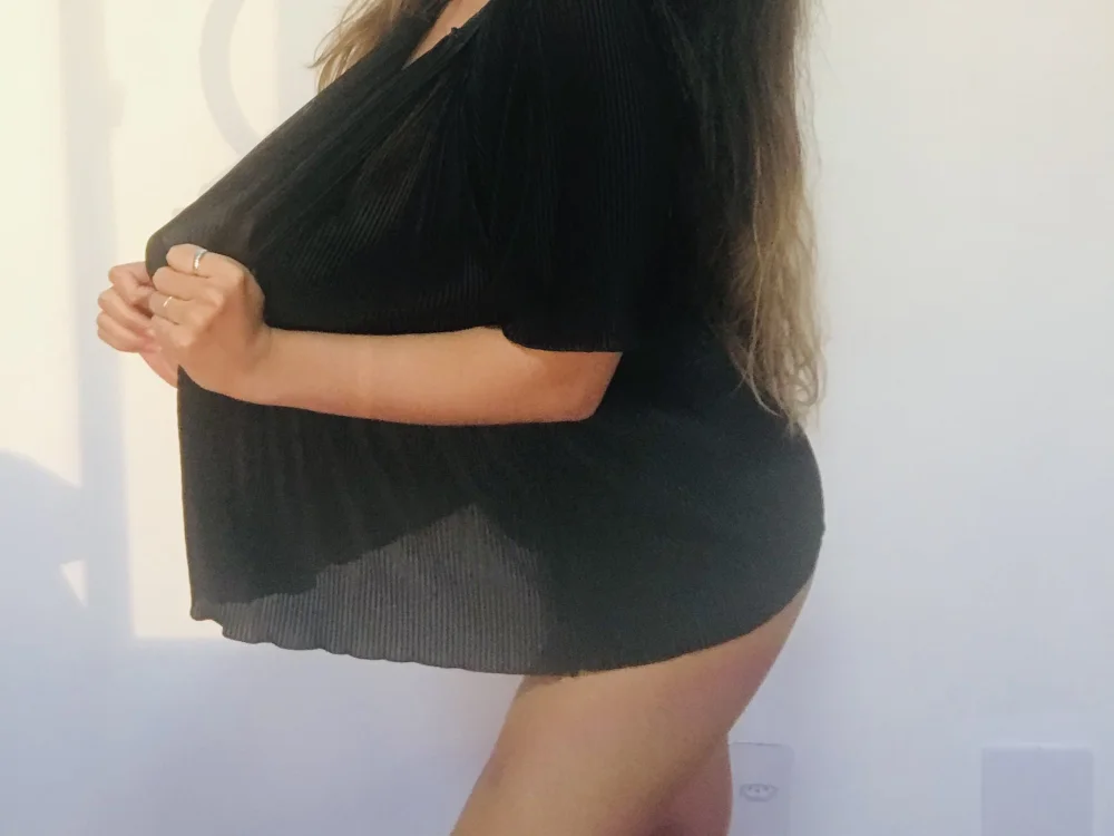 lizzyplease's Offline XXX Chat