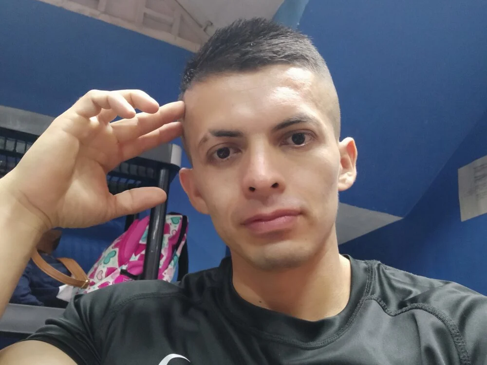 elprofe1987's Offline XXX Chat