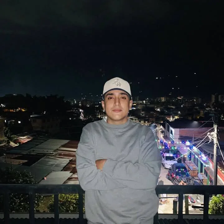 Mateo_Haze offline chatrum