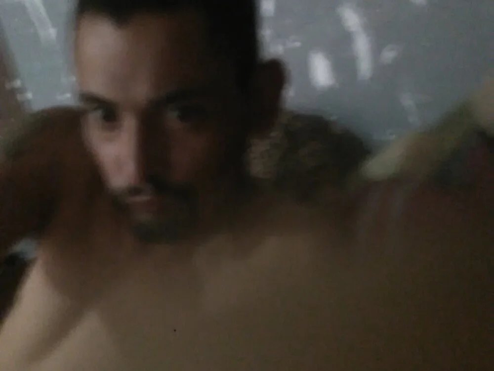 Chat XXX offline de ConfidedAward