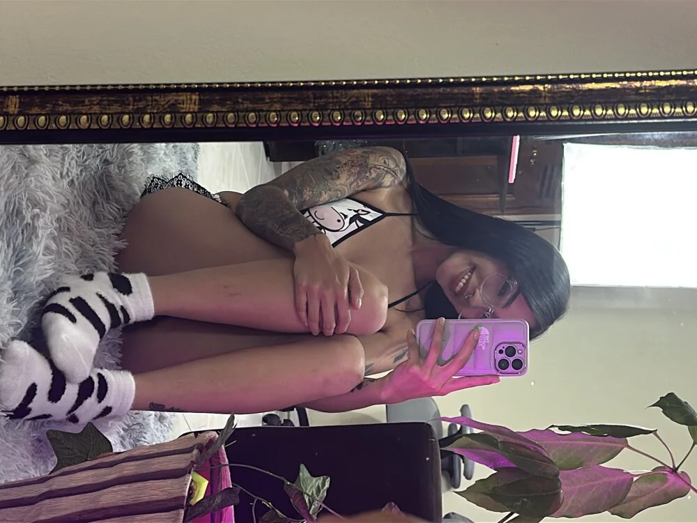 AriaLakshmi Chat XXX offline