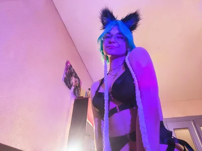 Michiyo_Gotou Female Newpetite Live Cam Striptease