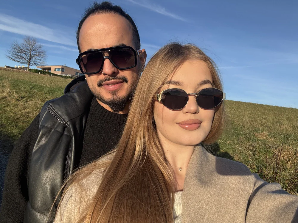 BonnieANDClyde6V9's Offline XXX Chat