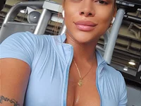KarinRoss' Live XXX Chat