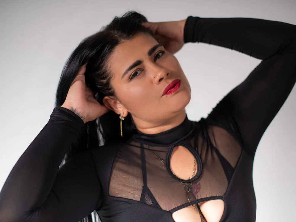 JoselynGonzalez offline chatrum