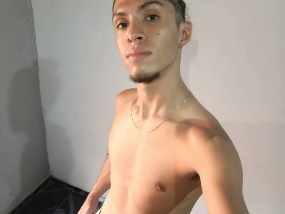 Offline XXX chat Noah_Noir