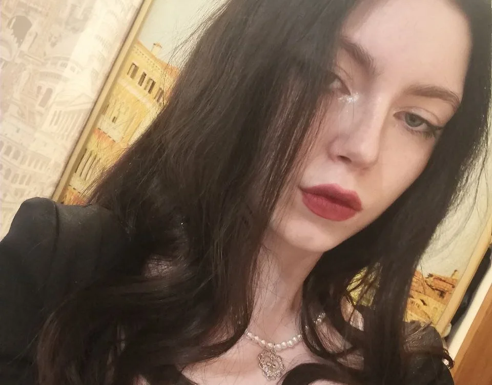 Mia_Mell offline chatrum