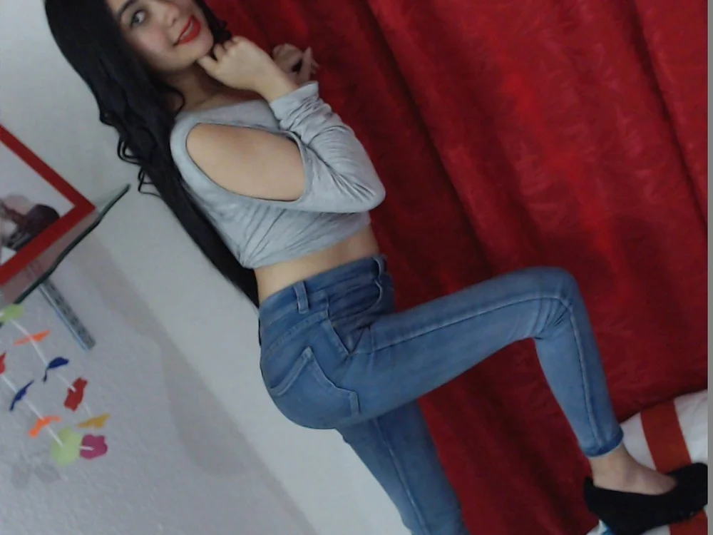 cherry_threes' Offline Chat Room