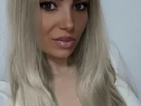 ChleoWild's Offline Chat Room