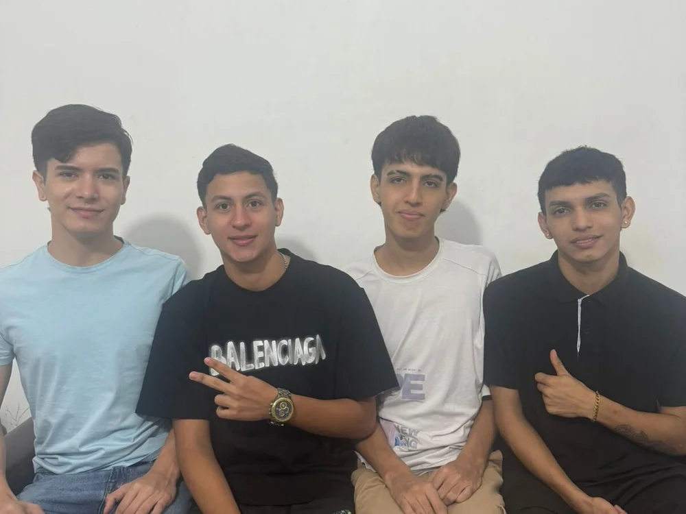 cute_boys2 offline chatrum