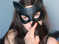Virgin_Queen's Offline Chat Room