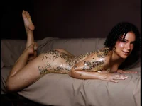 Модель cailynhot