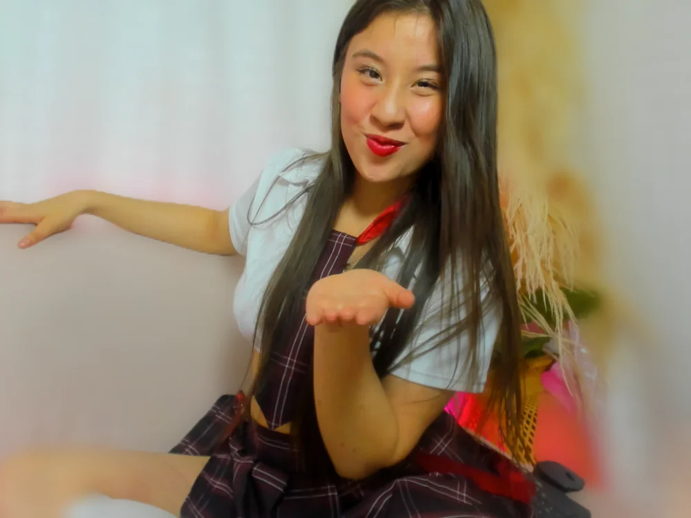 TamaraKarter's Offline XXX Chat