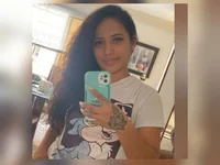 gabriela2000Diaz's Offline Chat Room