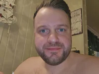 Machoviking1's webcam live show