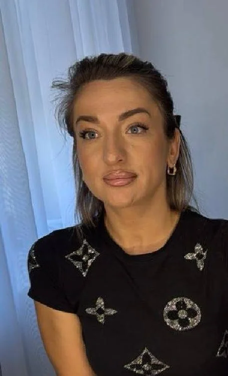 KateSky1908's Offline Chat Room