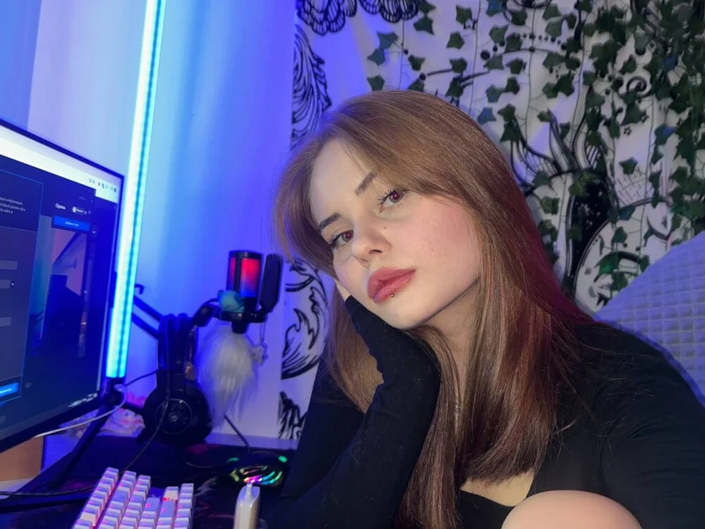 FrancesMiller7のライブXXXチャット