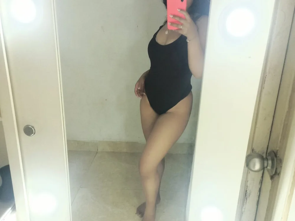 emma_luux's Offline XXX Chat